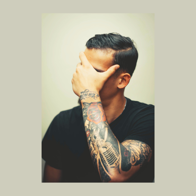 Why Waxing Before and After Tattoos is Beneficial