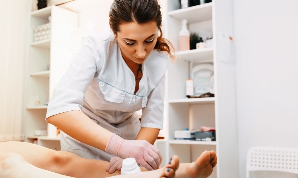 4 Ways To Deal With Difficult Clients in Your Waxing Salon