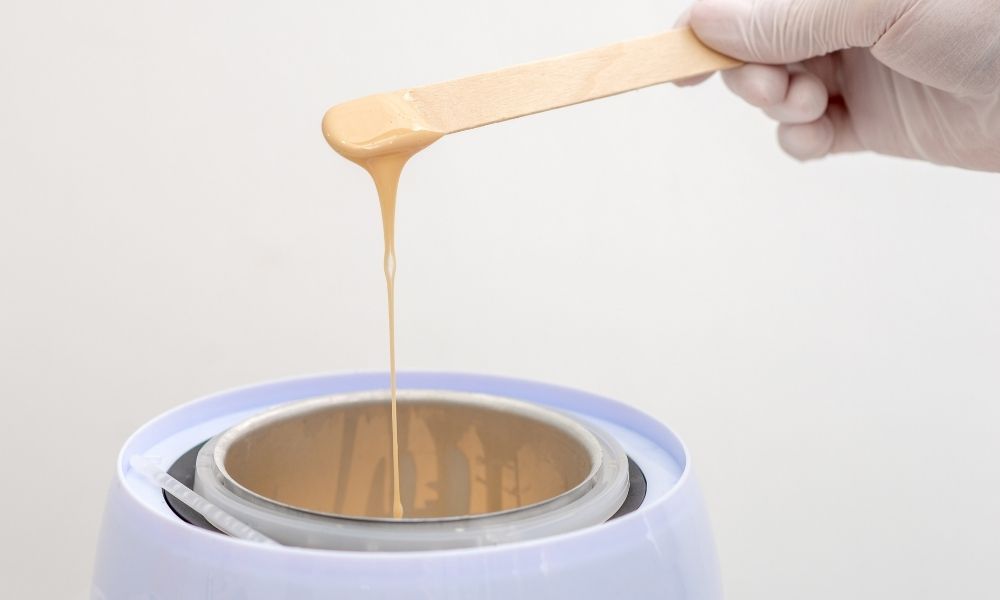 How To Choose the Right Wax Warmer for Your Salon